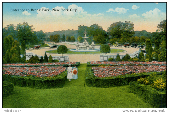 US NEW YORK CITY / Entrance To Bronx Park / CARTE COULEUR GLACEE - Bronx