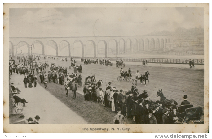 US NEW YORK CITY / The Speedway / CARTE GLACEE - Other Monuments & Buildings