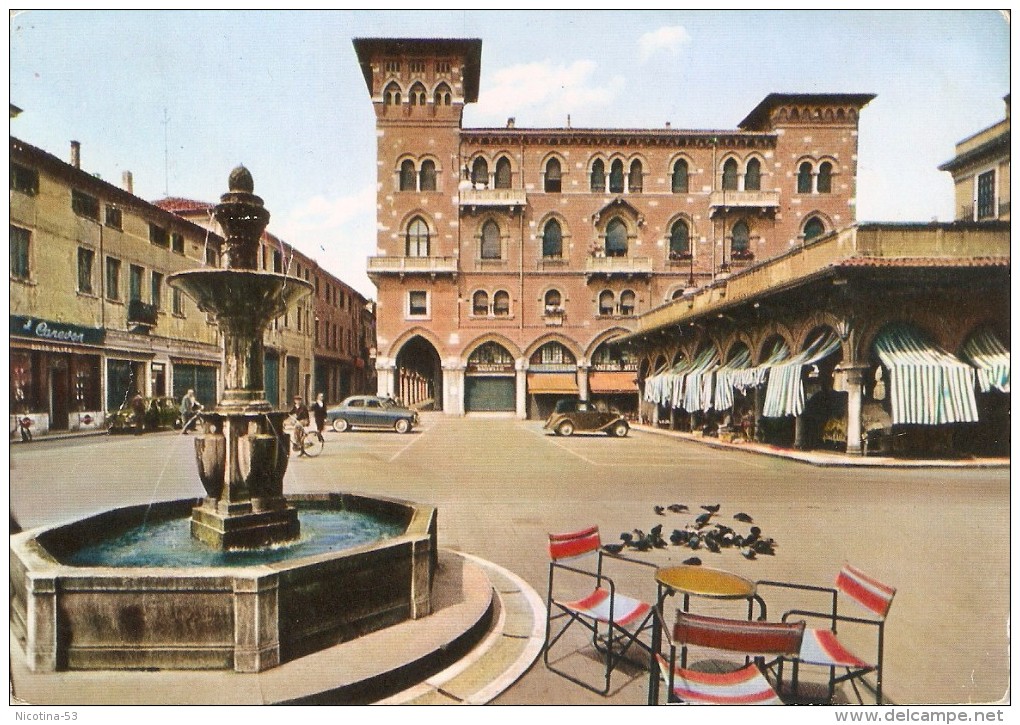 CT--N--01719--  TREVISO - PIAZZA S. VITO - AUTO EPOCA - BICICLETTA - FONTANA - VIAGGIATA 1958 - Treviso