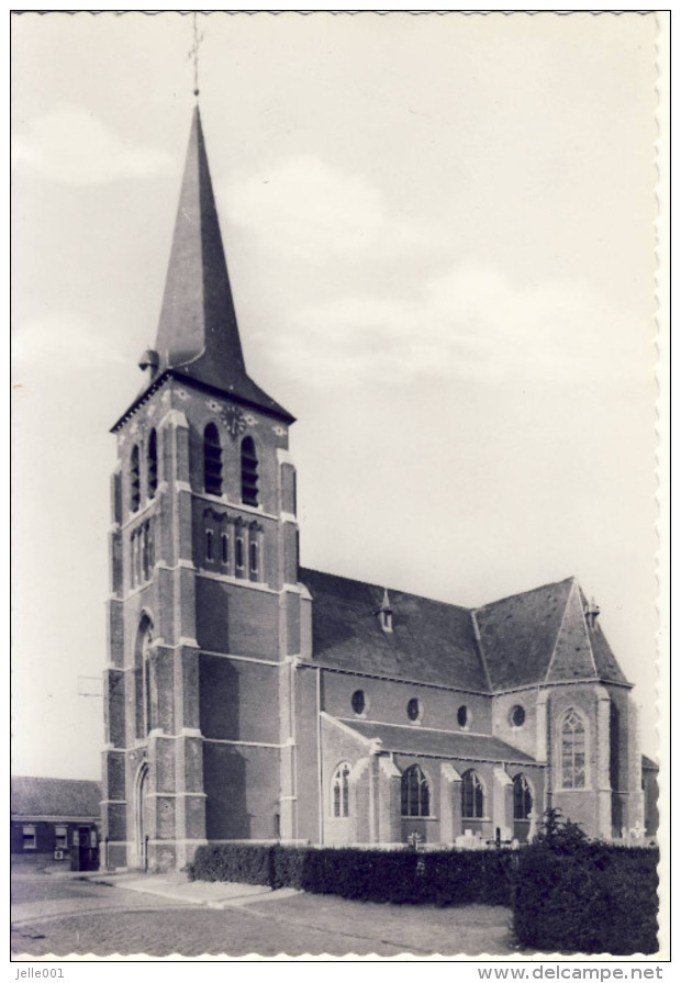 Viersel St.-Willebrordskerk - Zandhoven