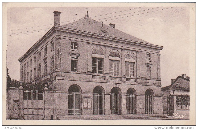 52 - DOULAINCOURT - La Mairie - Doulaincourt