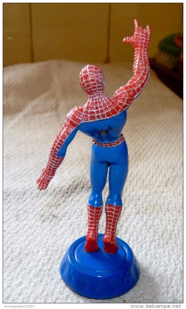 FIGURINE SUR SOCLE SPIDERMAN 12 CM BE - L'Uomo Ragno