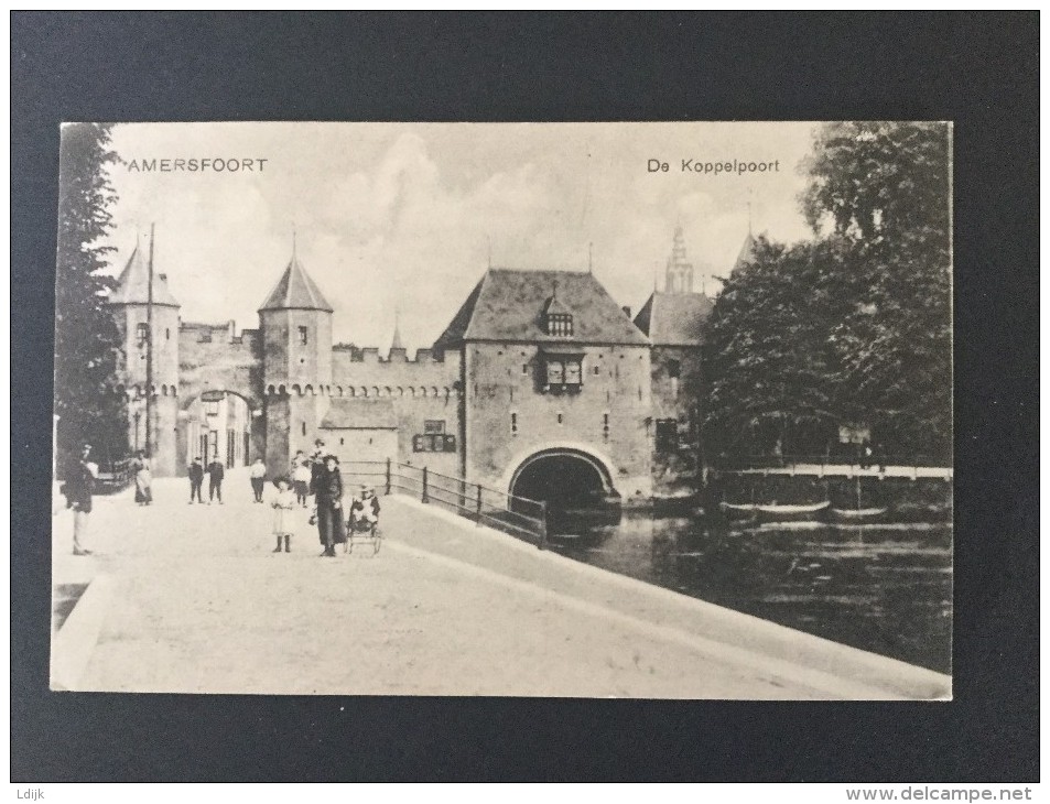 Amersfoort   De Koppelpoort ---Uitg.G.B.86611 ,gelopen 1928 - Amersfoort