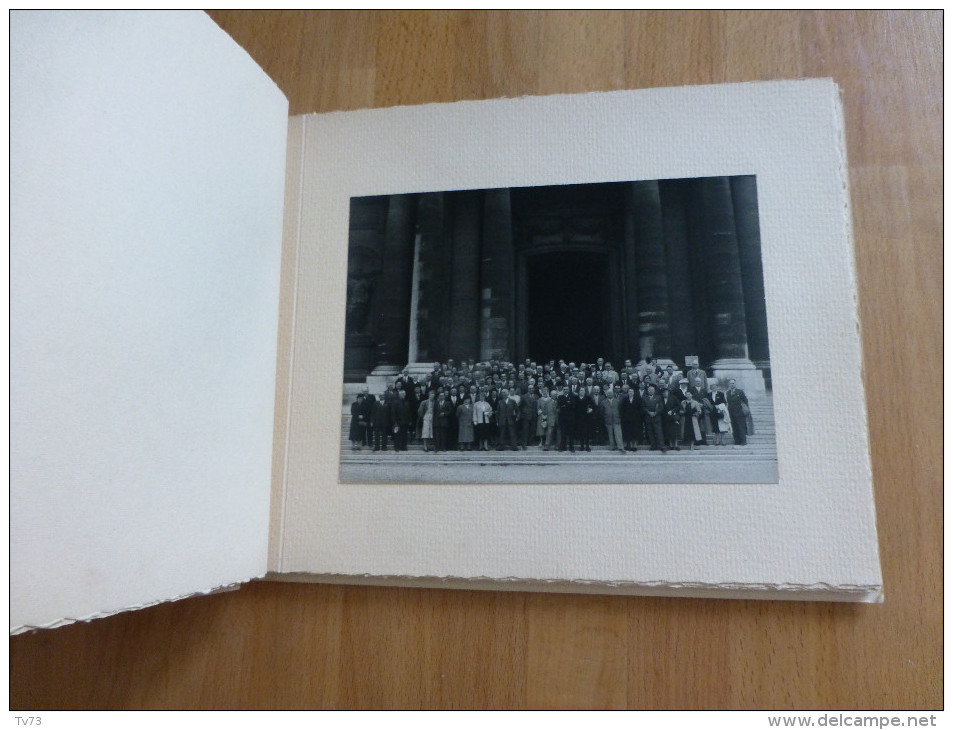 EUC - Album souvenir des Acieries électriques d´UGINE ( Savoie ) - Réception des médailles du Travail 1956