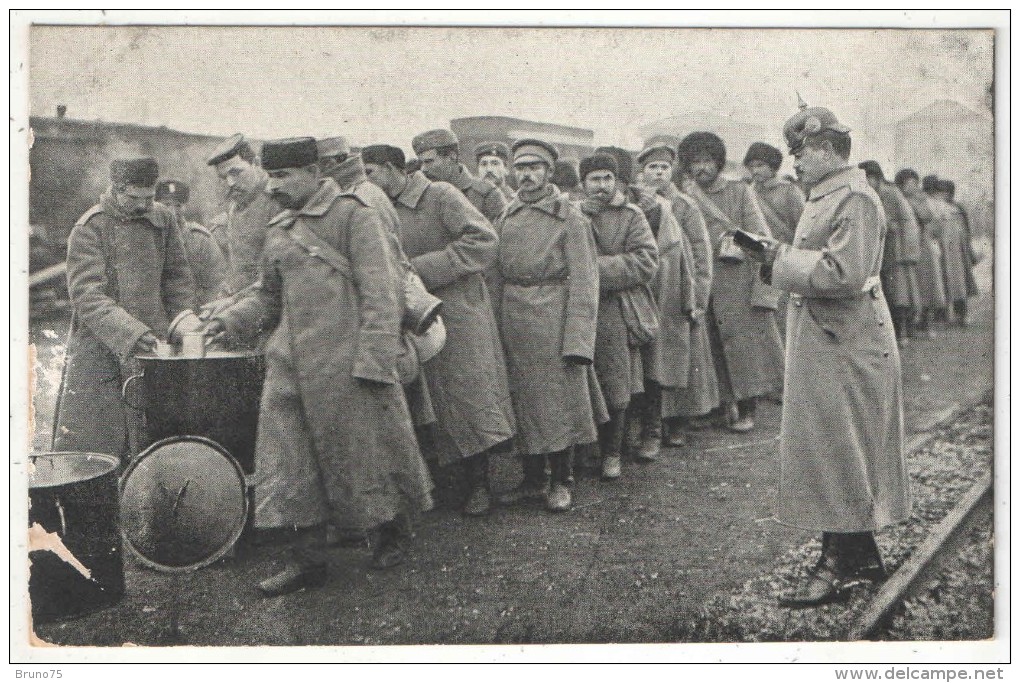 Kriegsgefangene Russen Auf Dem Bahnhof In Neu-Ulm Am 25.11.14 - Prisonniers Russes - Russian Prisoners - War 1914-18