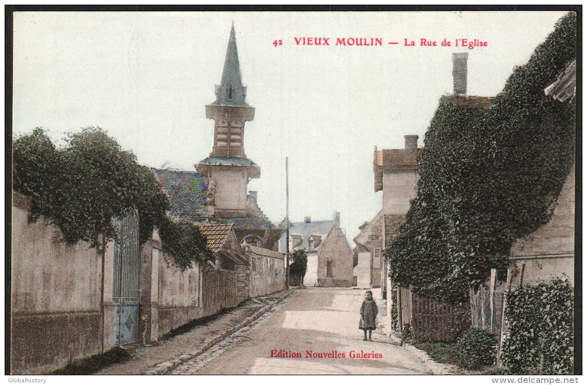 DC1364 - VIEUX MOULIN - LA RUE DE L 'EGLISE - Non Classés