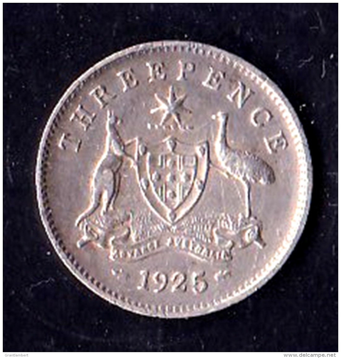 Australia 1925 Threepence GF-VF - Threepence