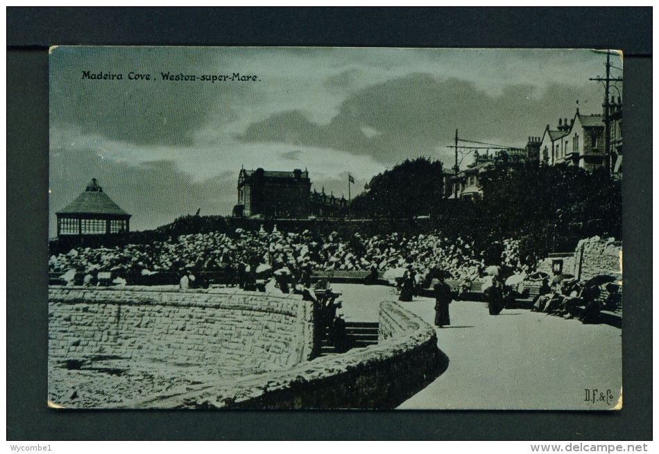 ENGLAND  -  Weston Super Mare  Madeira Cove  Used Vintage Postcard As Scans - Weston-Super-Mare