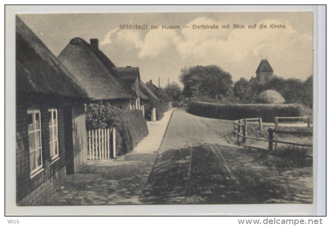 AK Mildstedt Bei Husum -Dorfstraße Mit Blick Auf Die Kirche    -selten !!! - Husum