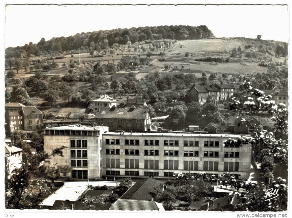 Carte Postale Ancienne De HAYANGE-le Groupe Scolaire - Hayange