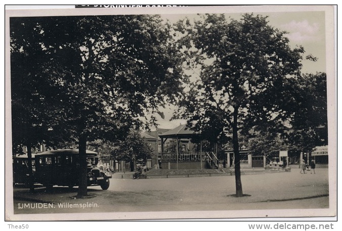 IJmuiden,Willemsplein. - IJmuiden