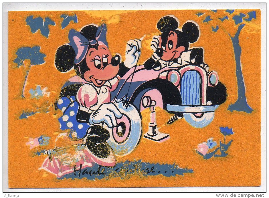 REF 250: CPSM Vers 1965 DISNEY Carte En Velour Mickey Et Mini Pneu Creuvé - Autres & Non Classés
