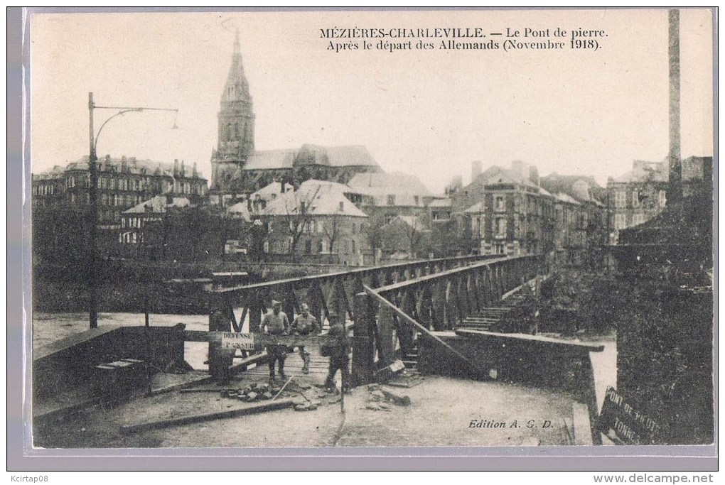 MEZIERES -- CHARLEVILLE . Le Pont De Pierre . - Andere & Zonder Classificatie