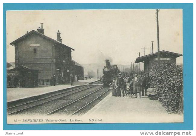 CPA 85 - Chemin De Fer Arrivée Du Train En Gare BONNIERES 78 - Bonnieres Sur Seine