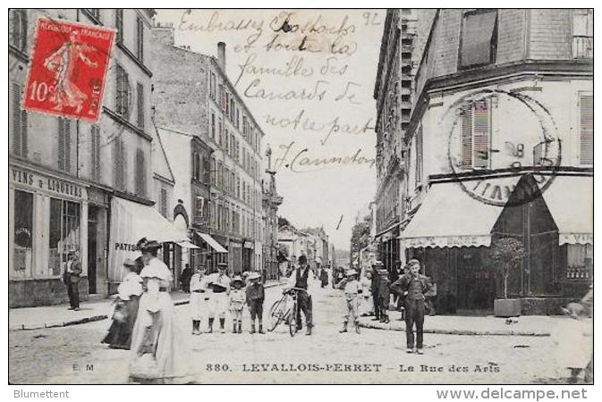 CPA Ancienne Levallois Perret Hauts De Seine Circulé Commerces - Levallois Perret