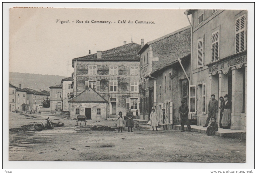 55 MEUSE - VIGNOT Rue De Commercy, Café Du Commerce - Autres & Non Classés