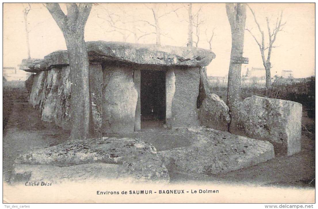 49 - Bagneux - Le Dolmen, Environs De Saumur - Dolmen & Menhirs