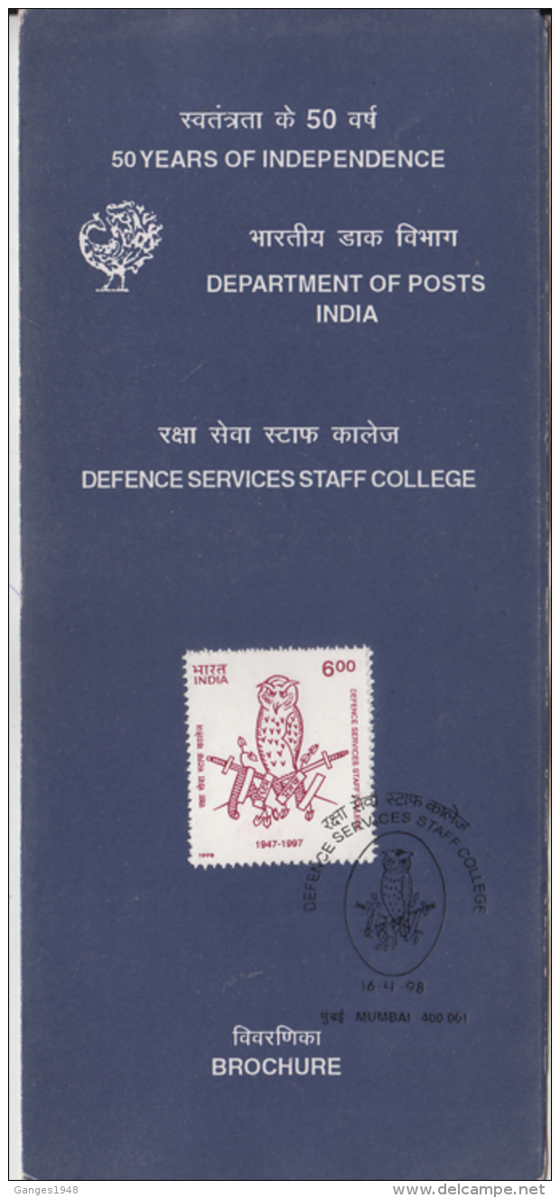 India  1998  Owls  Birds  Military Staff College  MUMBAI   Stamped  Information Brochure  #  90666  Inde Indien - Owls