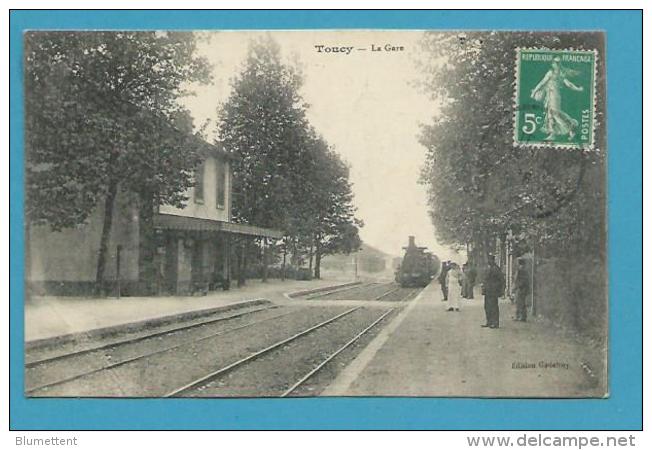 CPA - Chemin De Fer Arrivée Du Train En Gare De TOUCY 89 - Toucy