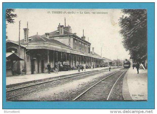 CPA 17 - Chemin De Fer Arrivée Du Train En Gare De THIERS 63 - Thiers