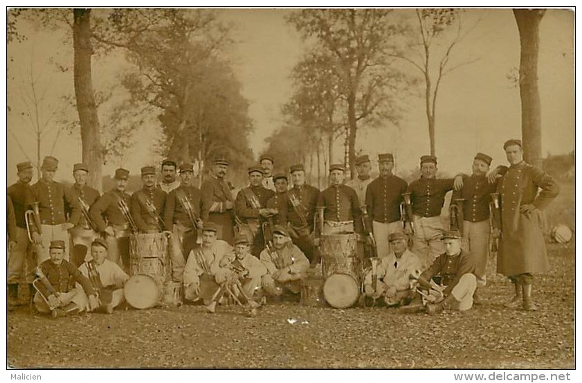 -ref-L308- Militaria - Fanfare - Fanfares - Musique Militaire - Clairons - Tambours - Regiment - Regiments - Militaires - Autres & Non Classés