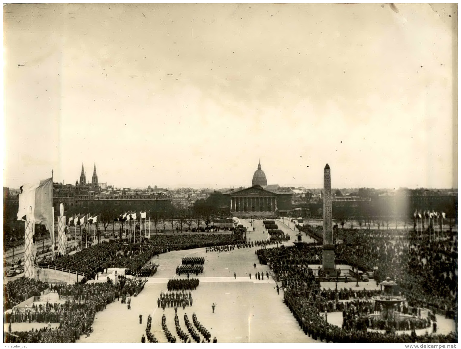 Paris : Premiers Jous Aprés La Libération -Tirage Photo Originale - 24 (L)X18 (H) - Au Coeur De L´histoire - Lot 15720 - Guerre, Militaire