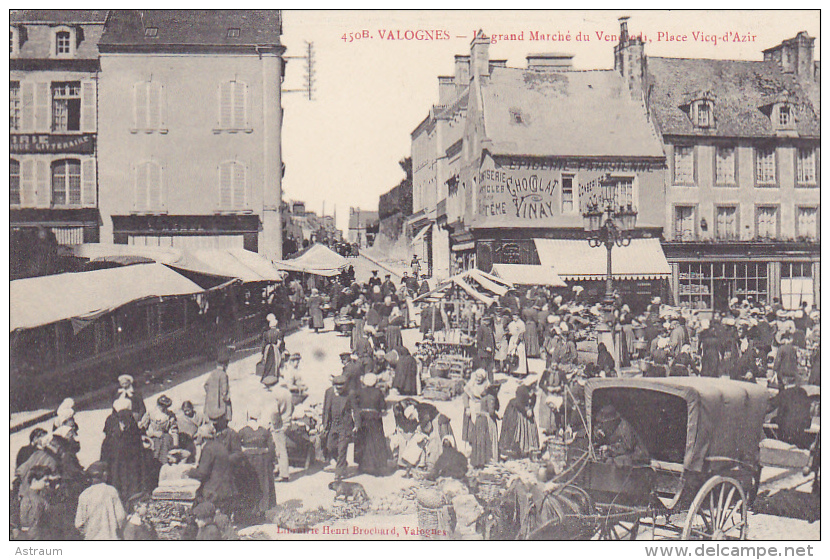 Cpa-50-valognes -animée-grand Marché-place Vicq D'azir-edi Brochard N°450 B - Valognes