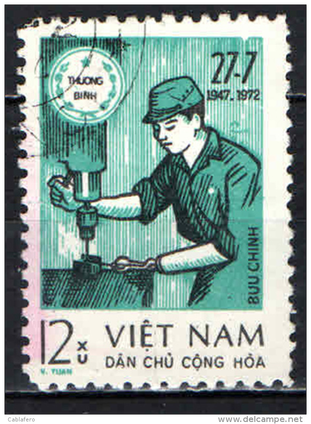 VIETNAM DEL NORD - 1973 - SOLDATO - USATO - Vietnam