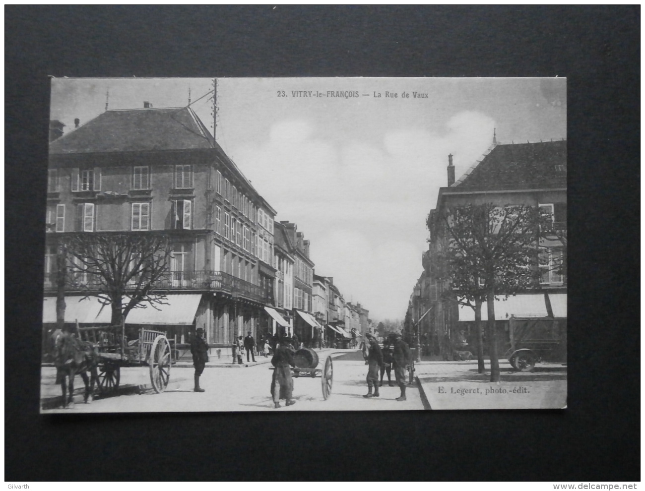 Vitry Le François La Rue De Vaux - éd. Legeret 23 Non Circulée L257 - Vitry-le-François