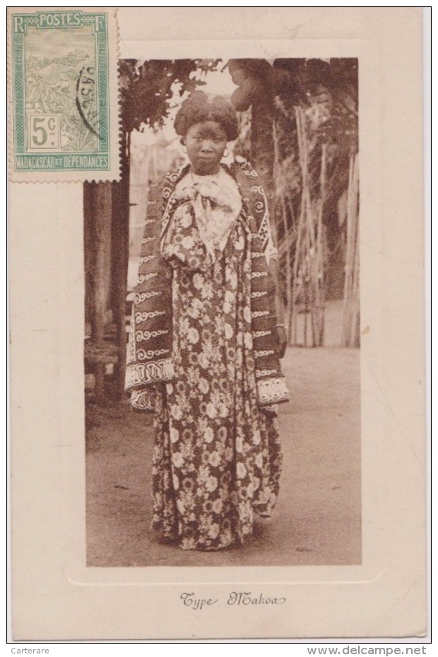 MADAGASCAR,MADAGASIKARA,MALAGASY,ile,sud équateur,ex Colonie Française,timbre,femme,robe,MAKOA,1911 - Madagaskar
