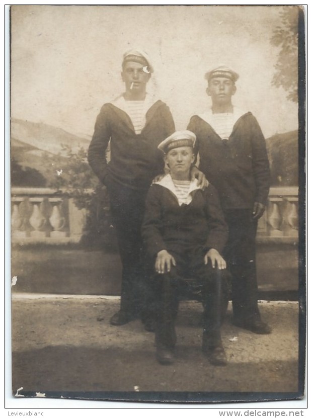 Photographie/Photo De Studio /Groupe De Marins Du "ARMORIQUE" / Vers 1930-1950     MAR32 - Barche