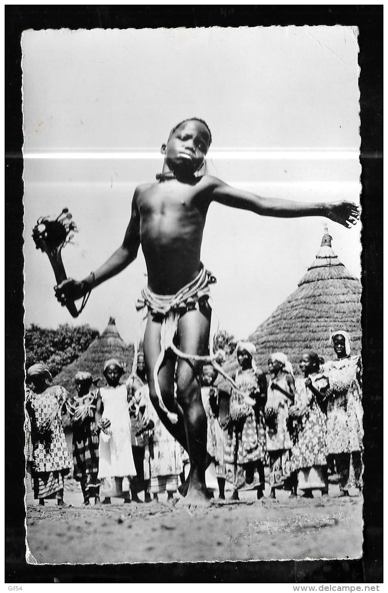 Afrique Noire , Jeune Danseur De Boundiali  - Trait Blanc Defaut De Scan  Odd133 - Danses