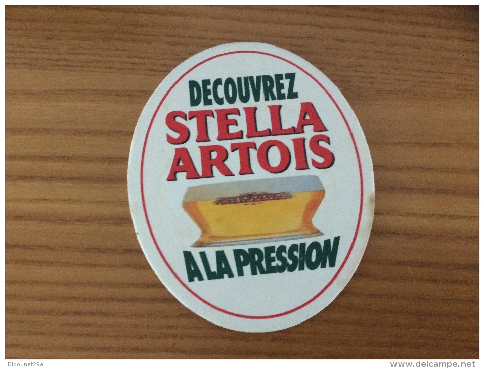 Sous-bock *x "DECOUVREZ STELLA ARTOIS A LA PRESSION" (dos Nu) Type 1 - Sous-bocks