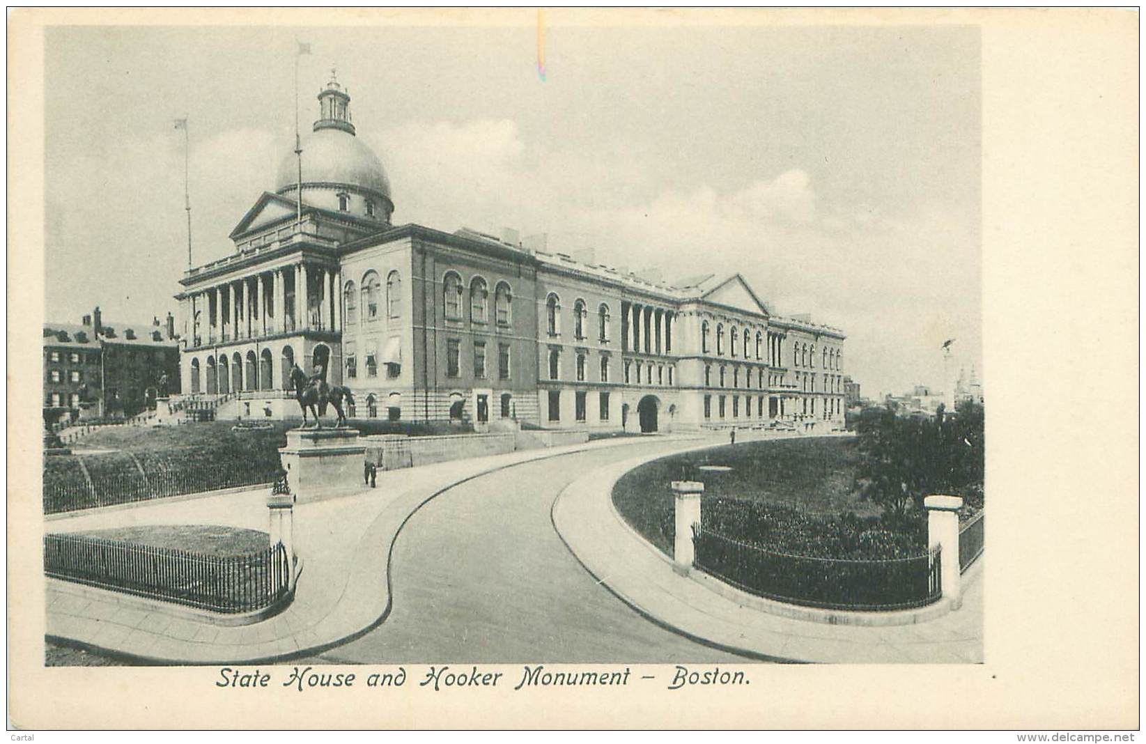 BOSTON - State House And Hooker Monument - Boston