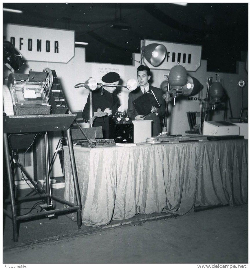 France Paris Salon Photo Ciné Son Stand Ofonor Ancien Snapshot Amateur 1951 - Professions