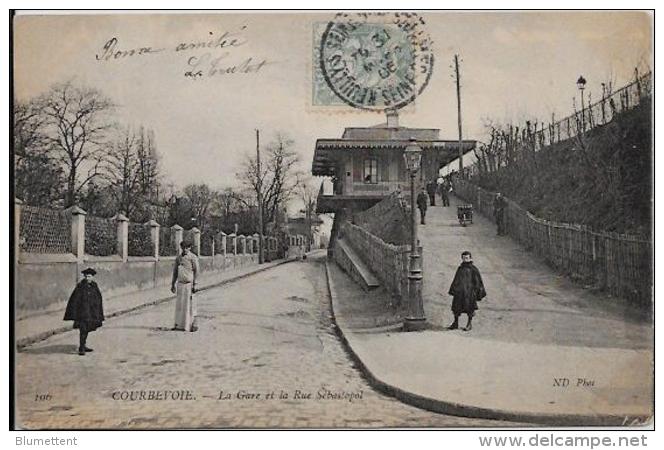 CPA Hauts De Seine Courbevoie Circulé La Gare - Courbevoie