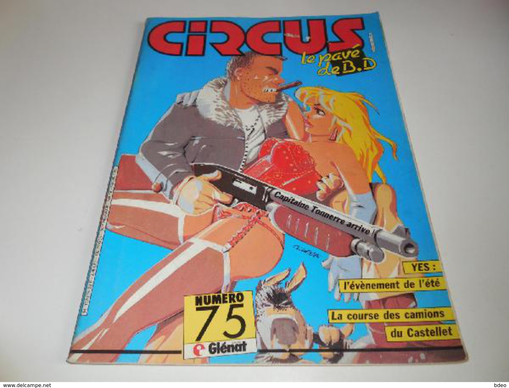 LOT 8 REVUES CIRCUS/ BE - Circus