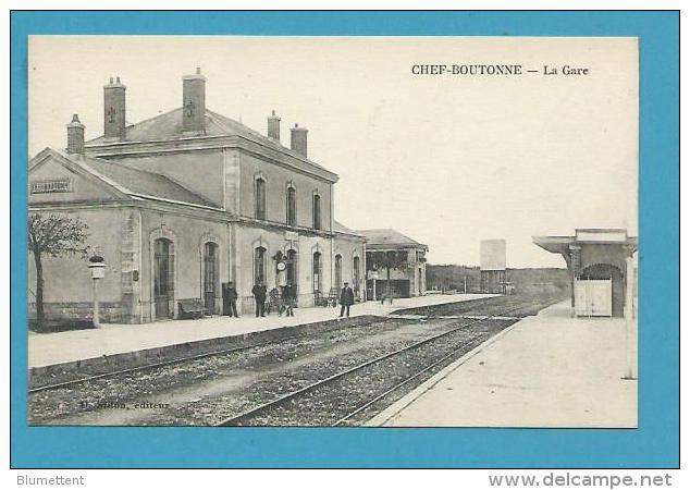 CPA - Chemin De Fer Cheminots La Gare CHEF-BOUTONNE 21 - Chef Boutonne