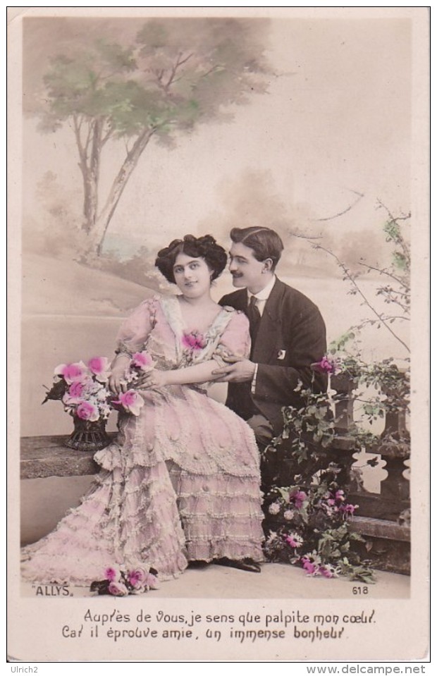 AK Liebespaar Mit Blumen - Ca. 1910 (23016) - Couples