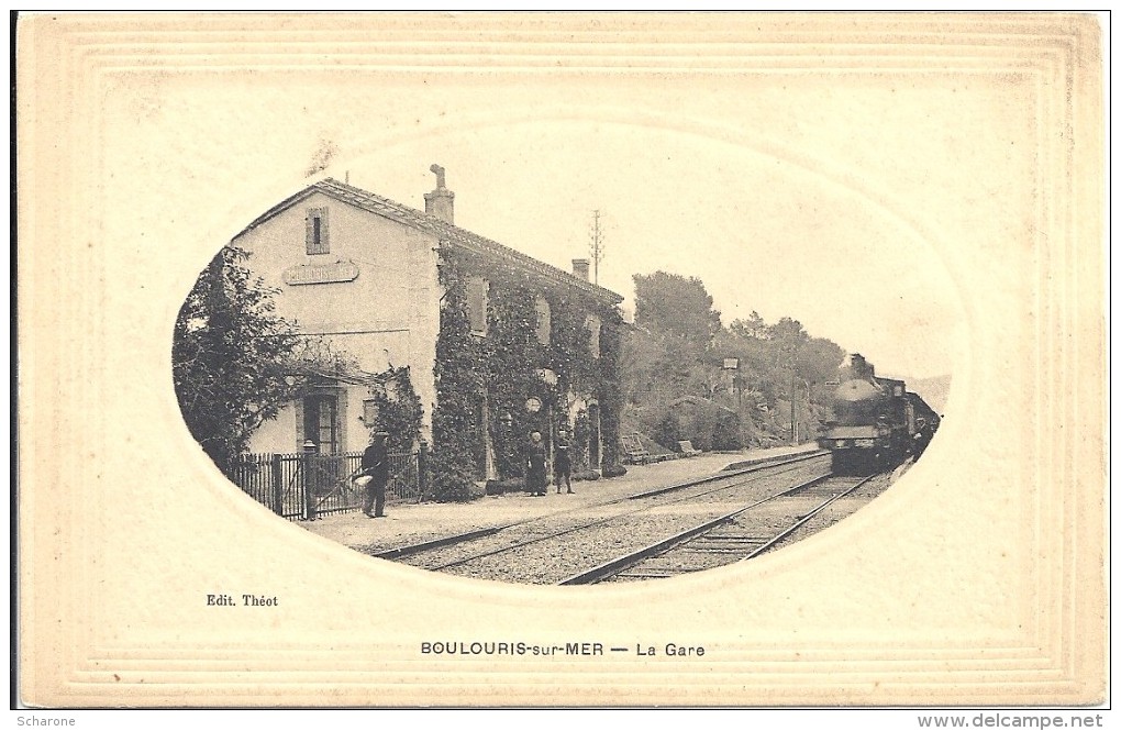 C  P  A   -  BOULOURIS  Sur   Mer  La Gare  Avec  Le  Train - Boulouris