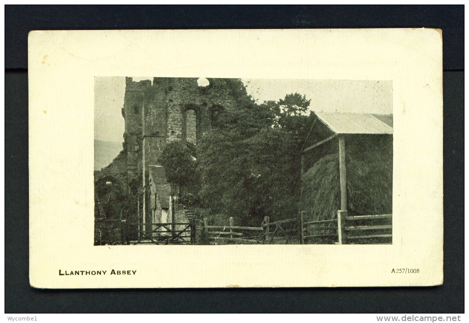 WALES  -  Llanthony Abbey  Unused Vintage Postcard - Monmouthshire