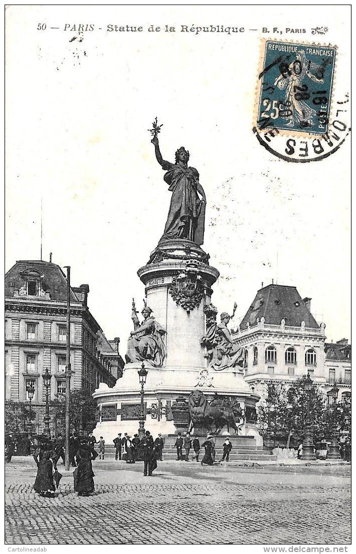 [DC2858] CPA - PARIS - STATUE DE LA REPUBLIQUE - Viaggiata - Old Postcard - Statues