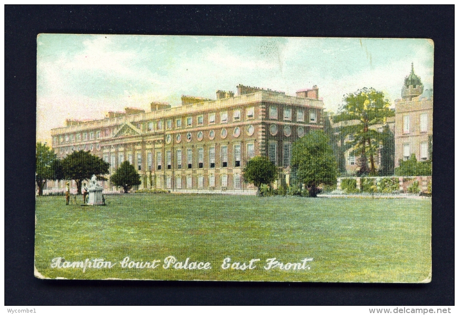 ENGLAND  -  Hampton Court Palace  East Front  Unused Vintage Postcard - Middlesex
