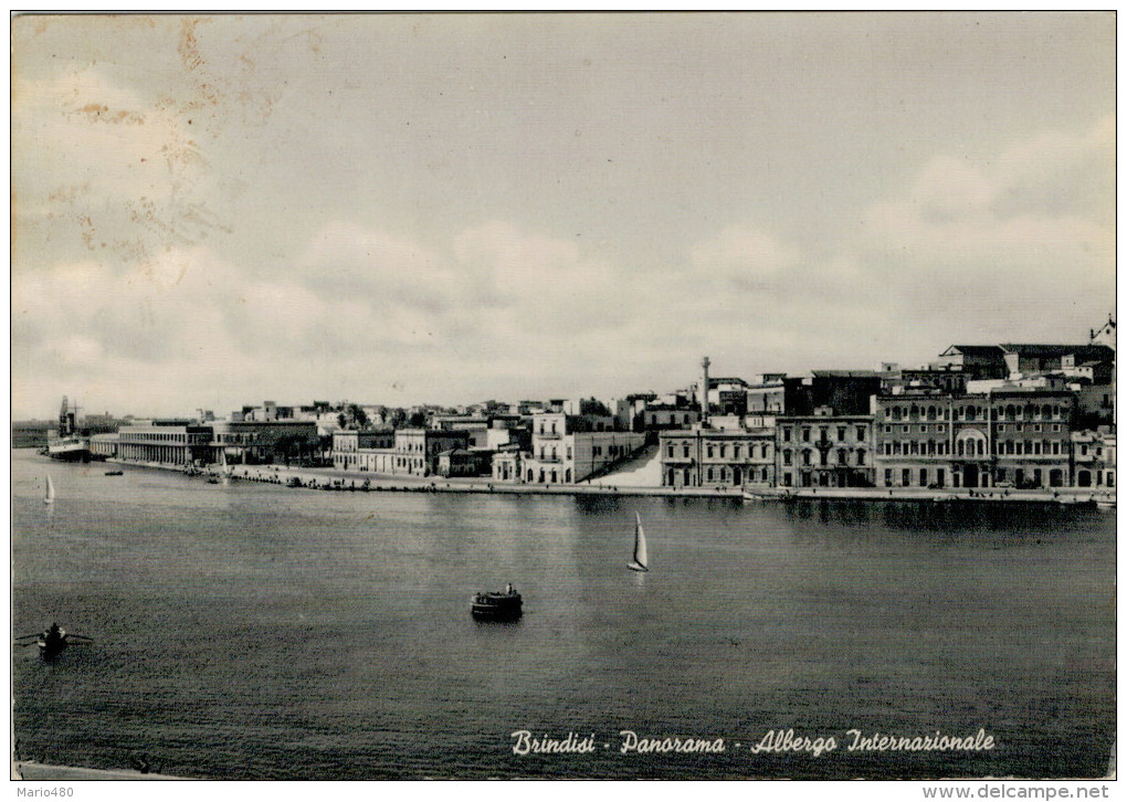 BRINDISI  PANORAMA   ALBERGO  INTERNAZIONALE       (VIAGGIATA) - Brindisi