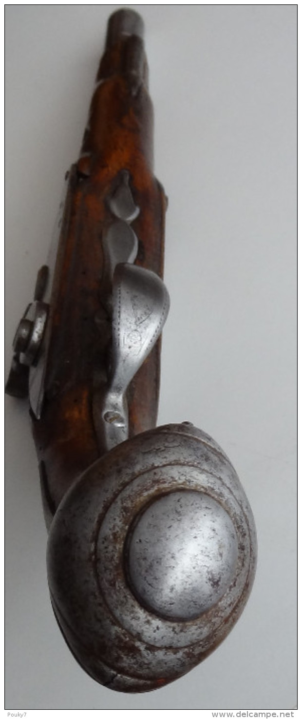 Pistolet des Gardes du corps du Roi modèle 1770 transformé à piston