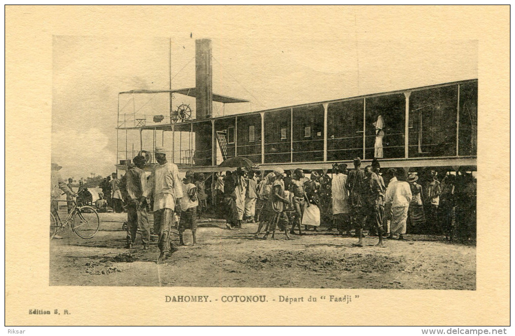 DAHOMEY(COTONOU) BATEAU VAPEUR - Benin