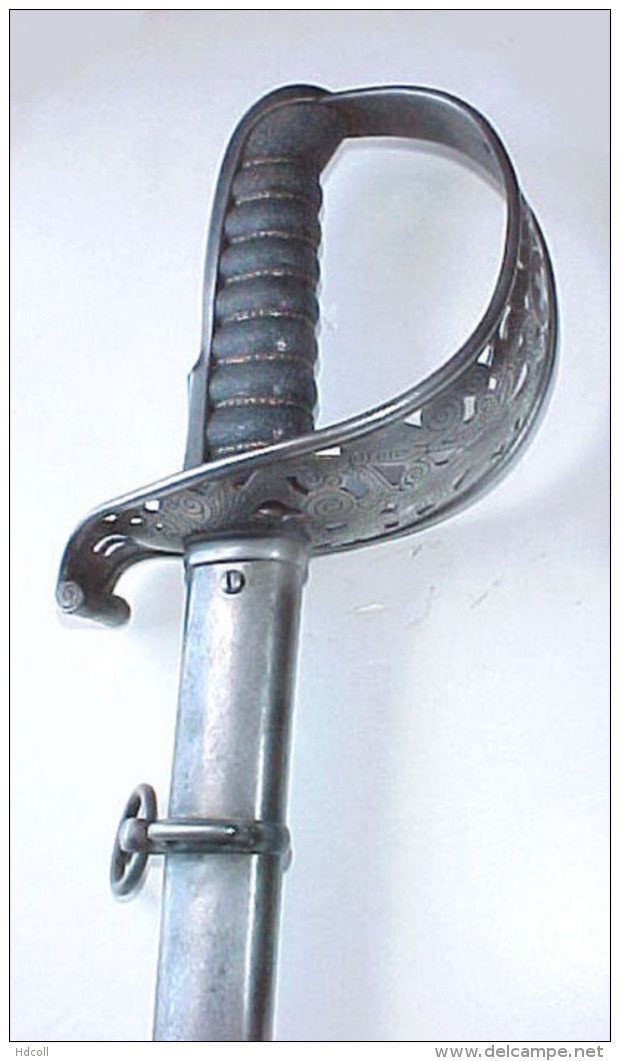SABRE D'OFFICIER SUISSE Modèle 1899 Poignée En Galuchat Avec Son Fourreau. - Knives/Swords