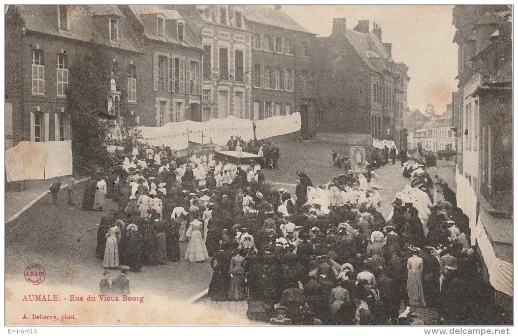 Aumale Rue Du Vieux Bourg - Aumale