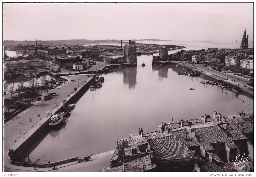 17. LA ROCHELLE.  VUE D´ENSEMBLE DU PORT. ANNÉES 50 - La Rochelle