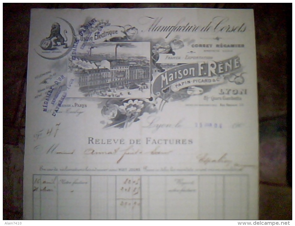 Vieux Papiers A Entete Facture Manufacture De  Corsets Recamier  Maison Réné A Lyon Annee 1904 - Textile & Vestimentaire